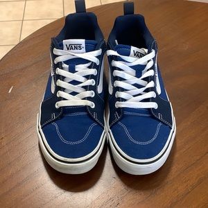 Mens size 9 Vans- Filmore Skate Shoes